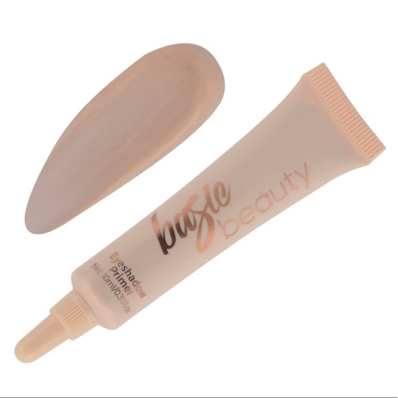 CLOSET CLEANOUT — 4 / $20 ON THIS ITEM - Picture 3 of 3